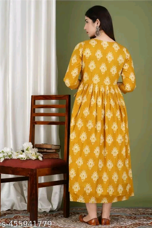 Elegant Floral Maternity & Feeding Gown | Comfortable Nursing Dress for Women - Image 3
