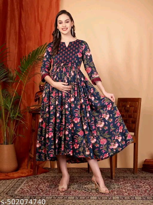 Elegant Floral Maternity & Feeding Gown | Comfortable Nursing Dress for Women - Image 3