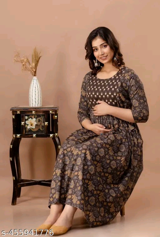 Elegant Floral Maternity & Feeding Gown | Comfortable Nursing Dress for Women - Image 2